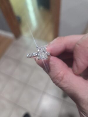 IGI 3.05 Carat E VVS2 Radiant Lab Grown Diamond Ring