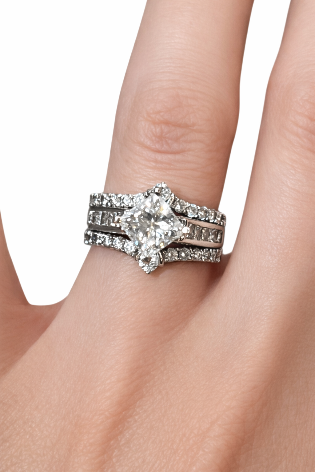 IGI 1.72 Carat G VS1 Princess Lab Grown Diamond Ring - Image 2