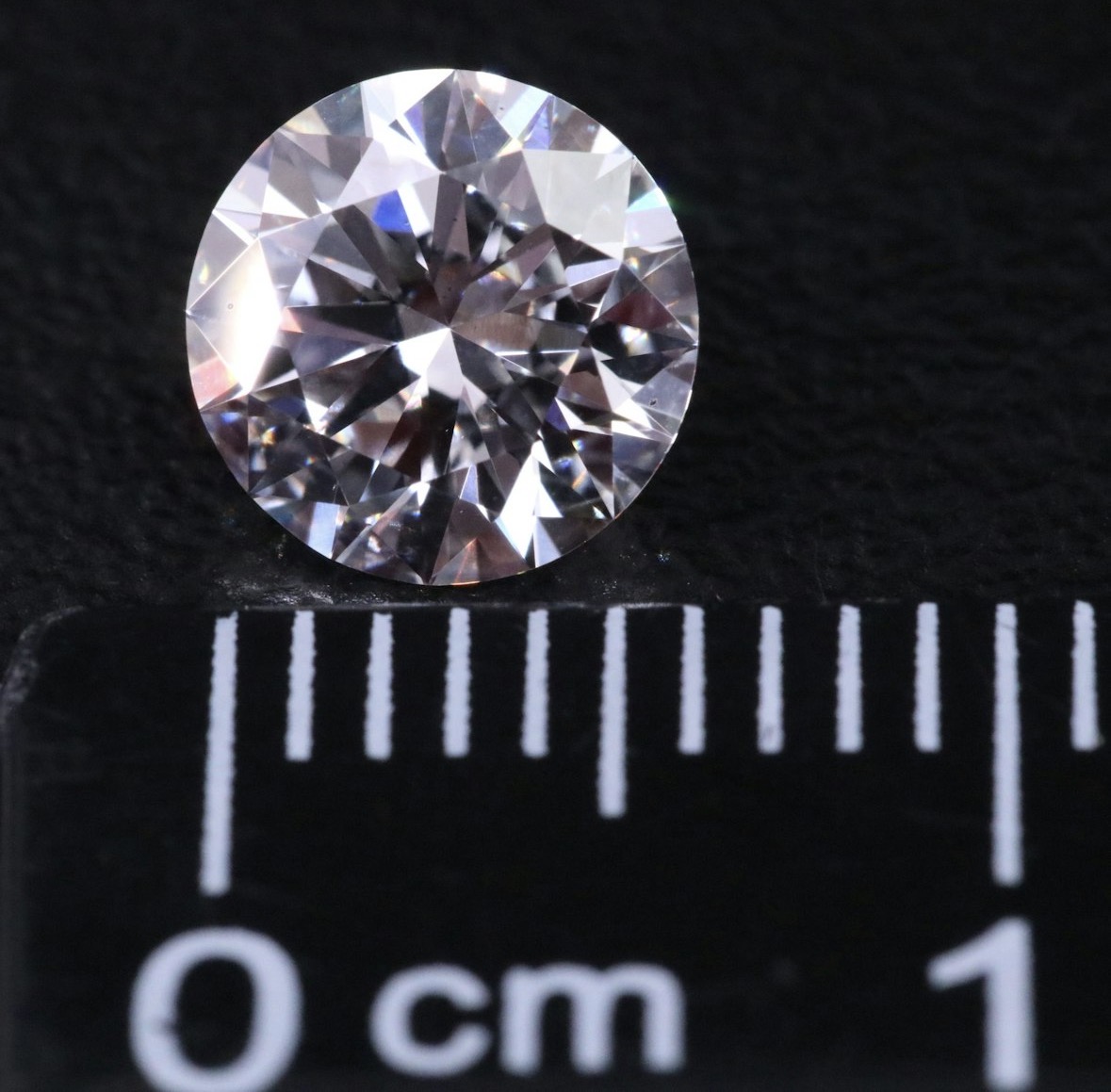 IGI 1.09 Carat E SI1 Round Lab Grown Diamond Loose Diamond - Image 5