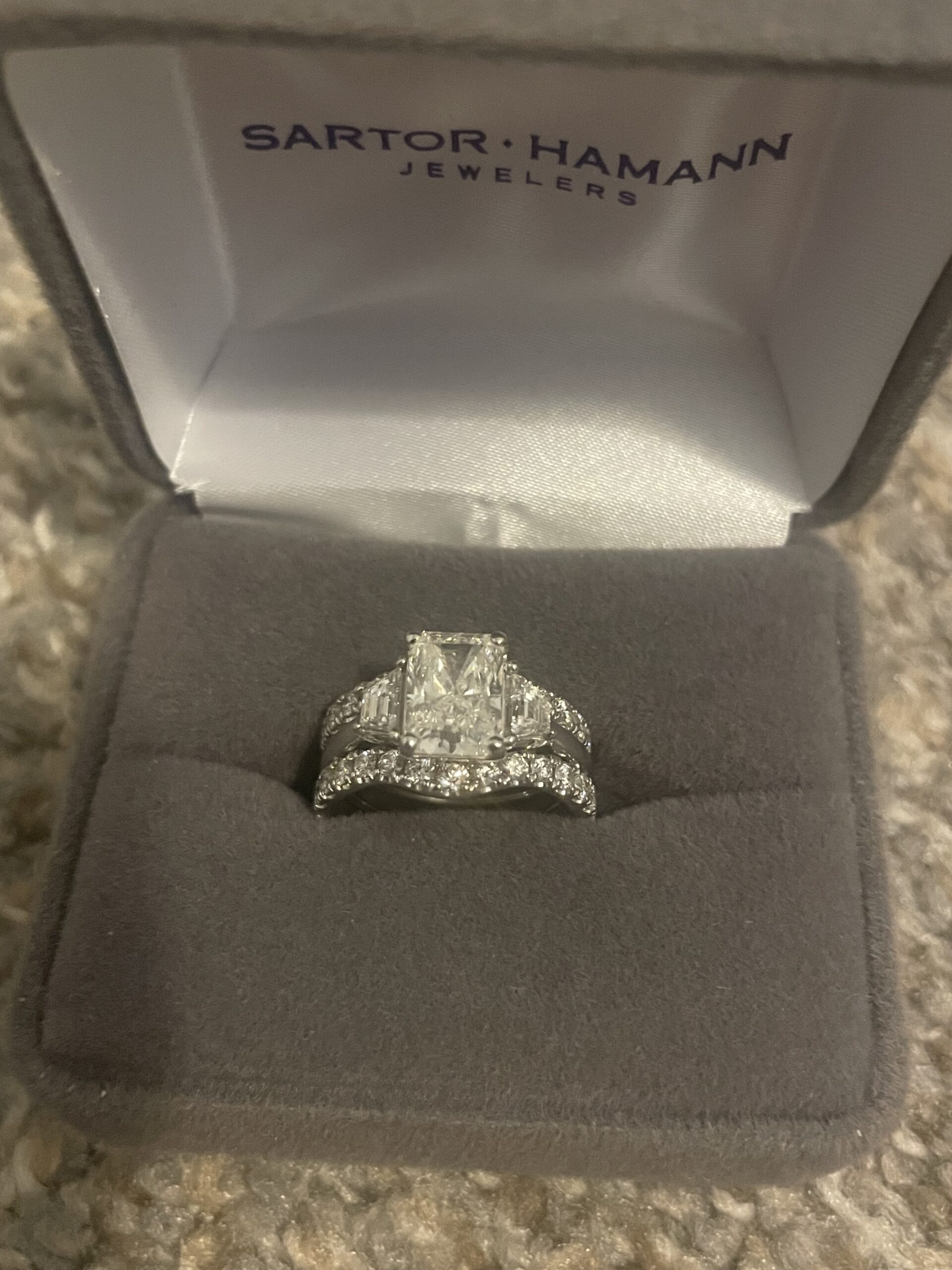 Not Sure/Unknown 2 Carat F VS1 Radiant Lab Grown Diamond Ring - Image 2