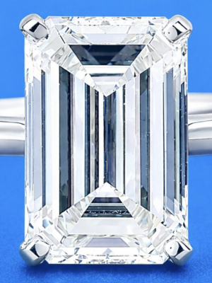 IGI 2.84 Carat G VS1 Emerald Lab Grown Diamond Ring