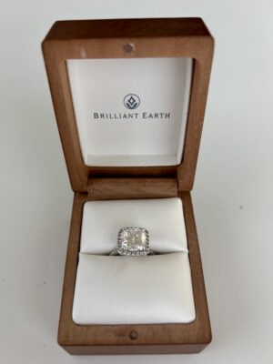 IGI 3.12 Carat G VVS2 Cushion Lab Grown Diamond Ring