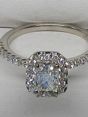 GSI 1.85 Carat H VS2 Radiant Natural Diamond Diamond Ring
