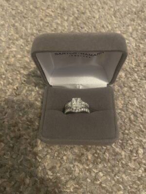 Not Sure/Unknown 2 Carat F VS1 Radiant Lab Grown Diamond Ring