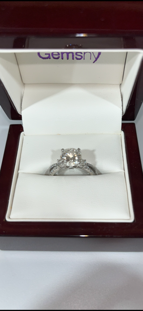 IGI 2.56 Carat E VS2 Round Lab Grown Diamond Ring