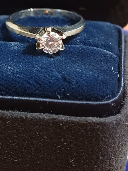 0.69 CT Vintage Diamond Ring - Image 11