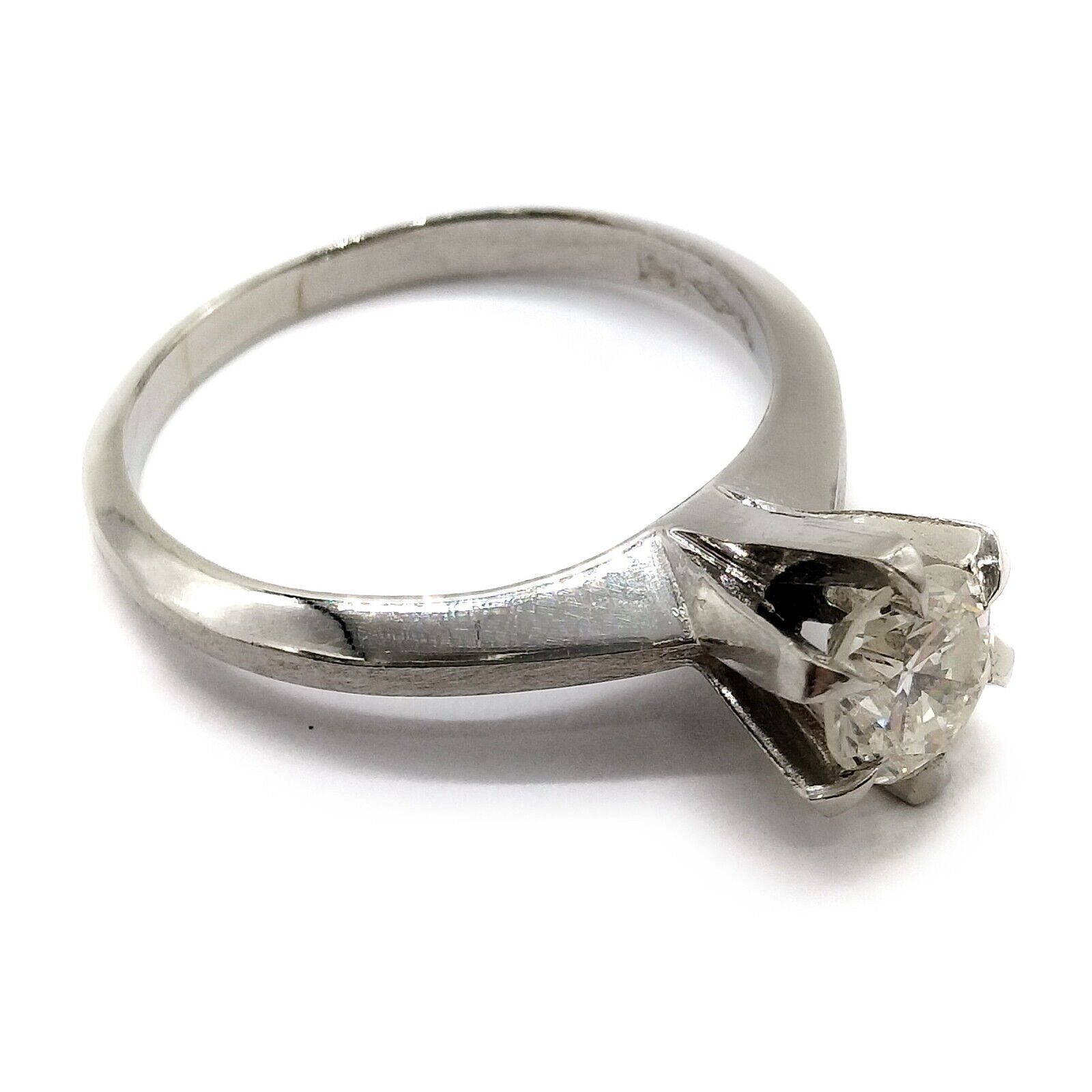 0.69 CT Vintage Diamond Ring - Image 3